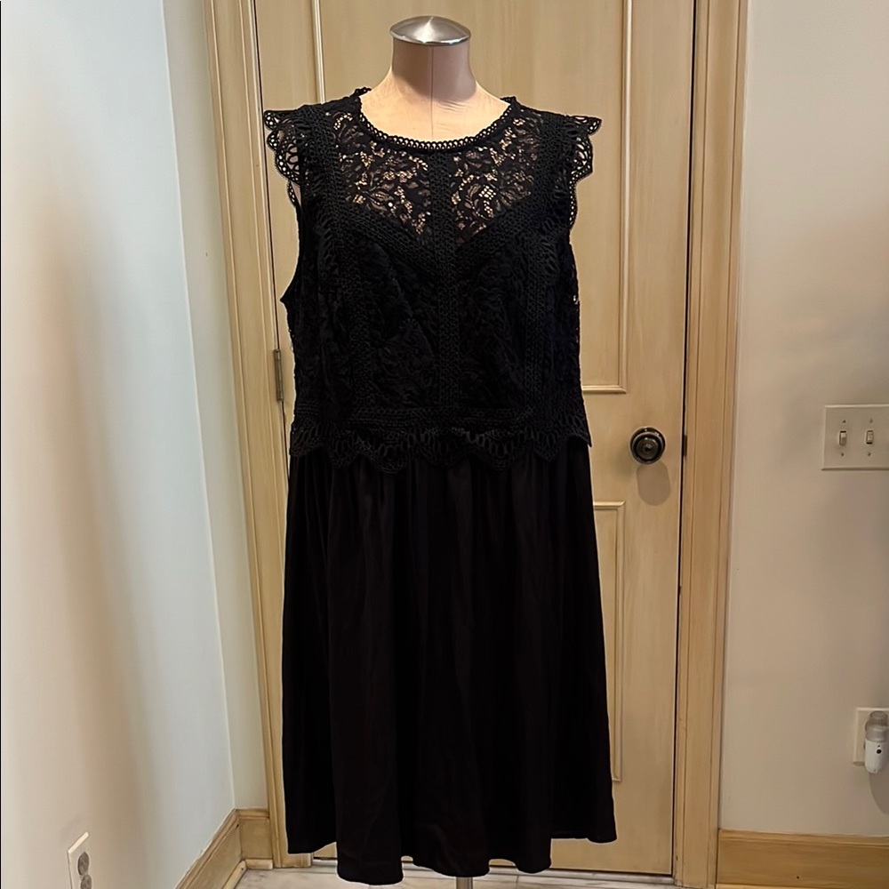 LOFT Whimsigoth Party Lace Bodice Round Neck Ruffle Sleeveless Black Dress 16